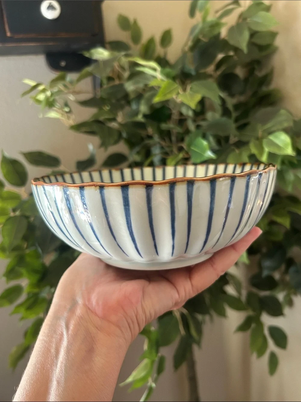 Vintage Japanese Tokusa Blue & White Fluted Ceramic Bowl.